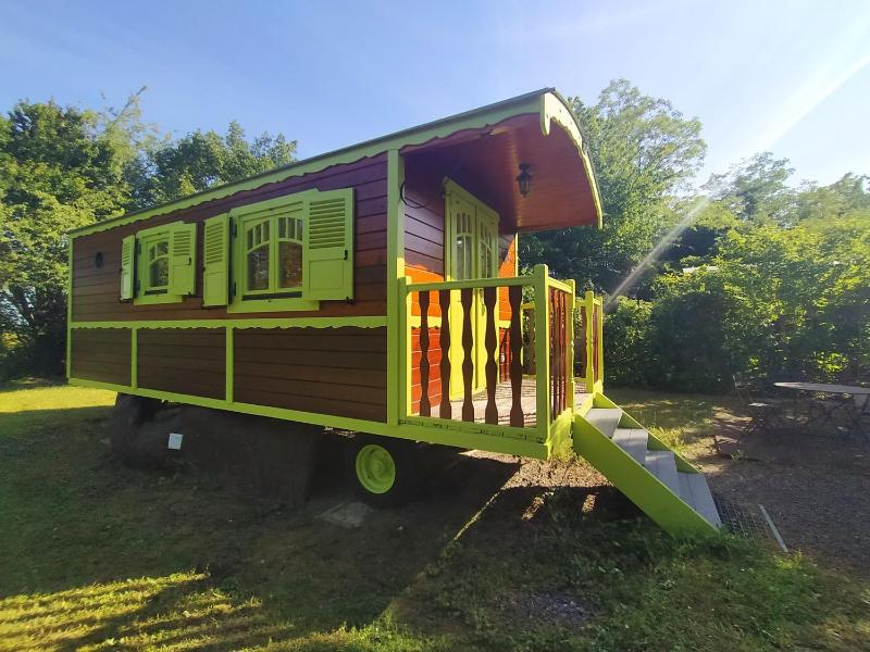 Wooden Caravan (4 Adults)  image 3