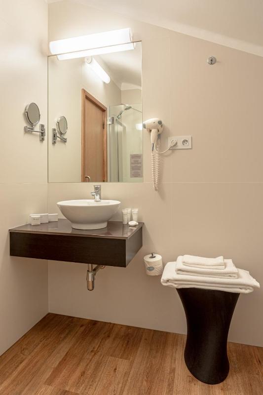 Double Room with Patio View image 4