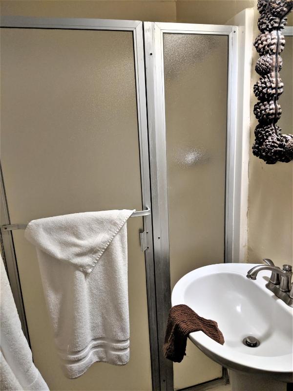 Three-Bedroom Townhouse image 3