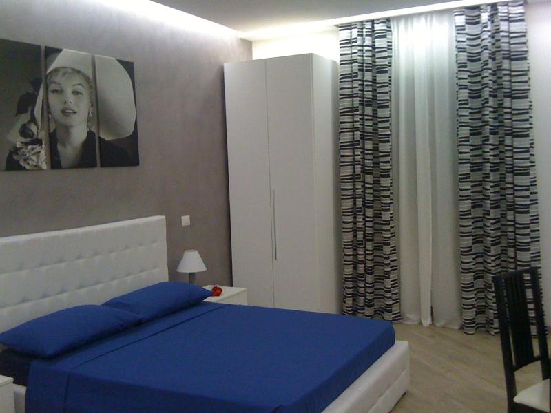 Comfort Triple Room with Shower image 4