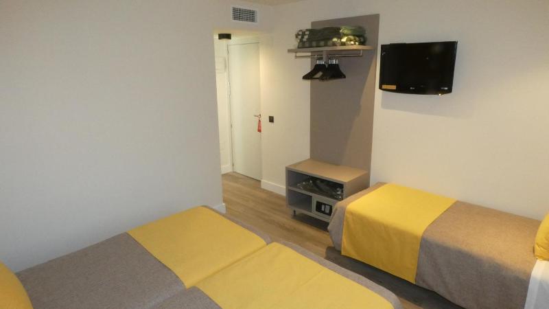 Hotel Zeus - image 7