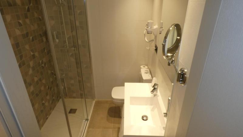 Hotel Zeus - image 10