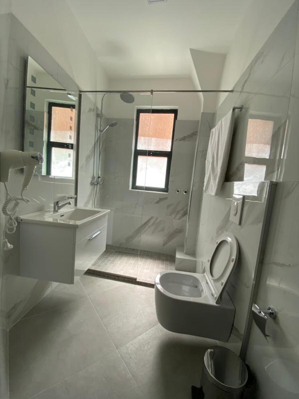 Apartment image 4