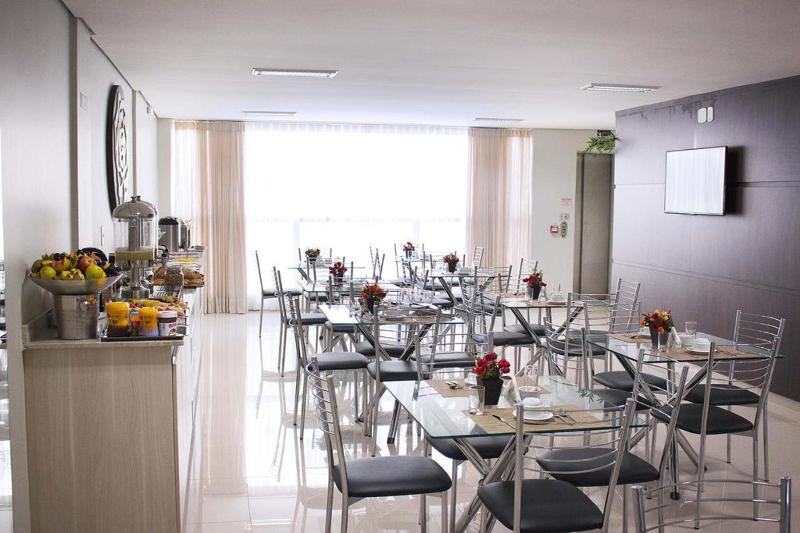 HOTEL VINTE UM - image 2
