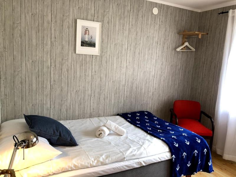 Budget Double Room with Shared Bathroom - Annex image 3