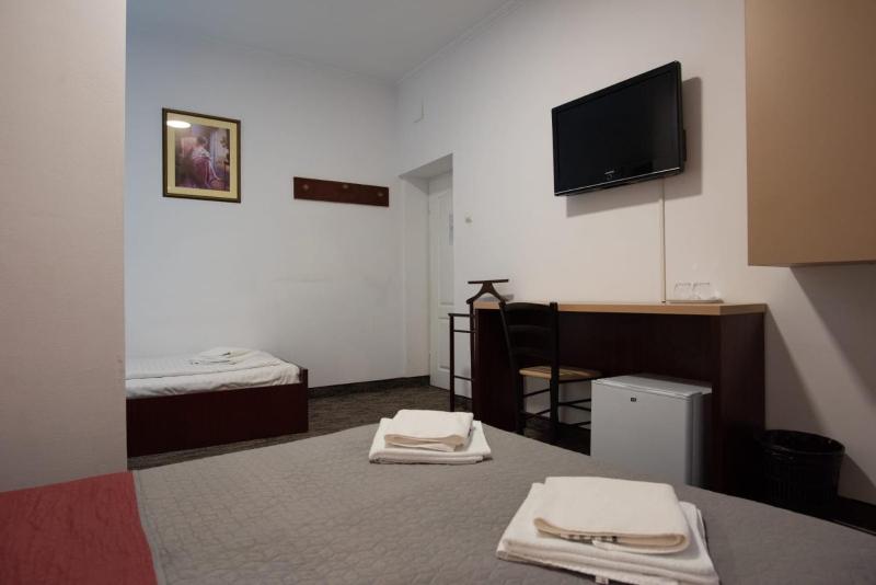Carnival City Hotel Oradea - image 14