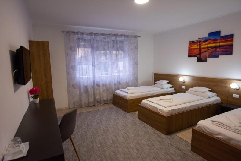 Carnival City Hotel Oradea - image 25