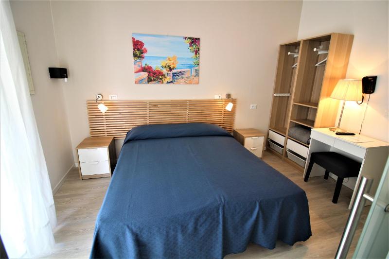 Double Room image 1