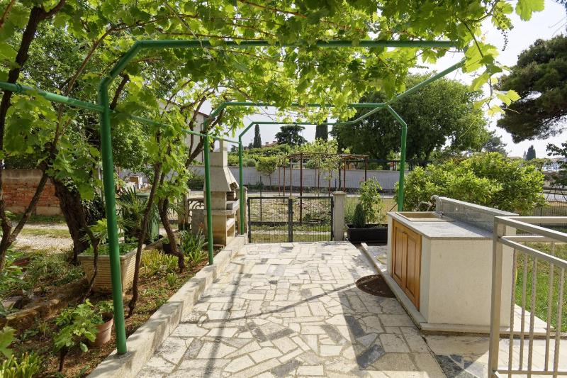 Apartment Patrik by Rent Istria - image 3
