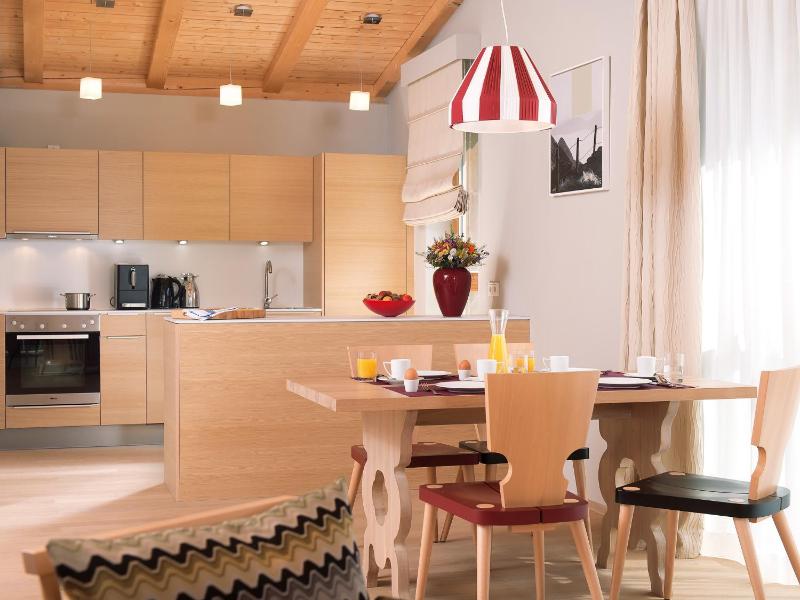 Two-Bedroom Apartment with Balcony or Terrace image 4