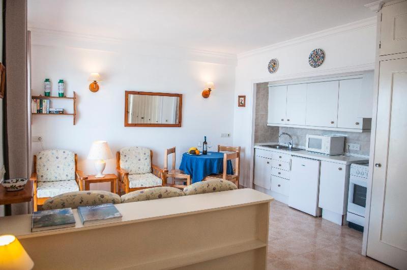 Room #30222604 image 4