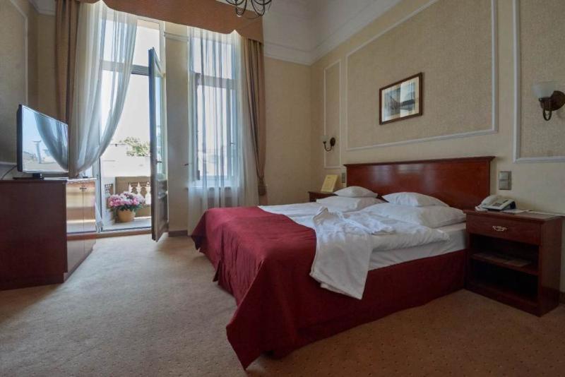 Room #8717019 image 3