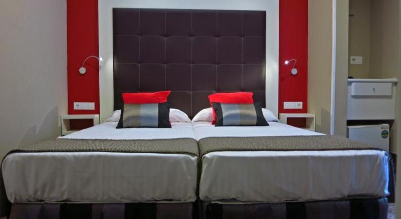 Room #9095014 image 2