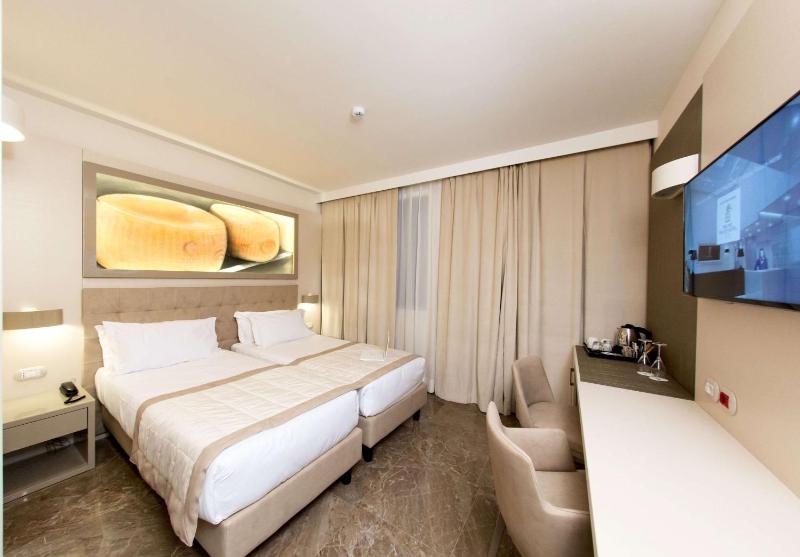 Best Western Premier Milano Palace Hotel - image 9
