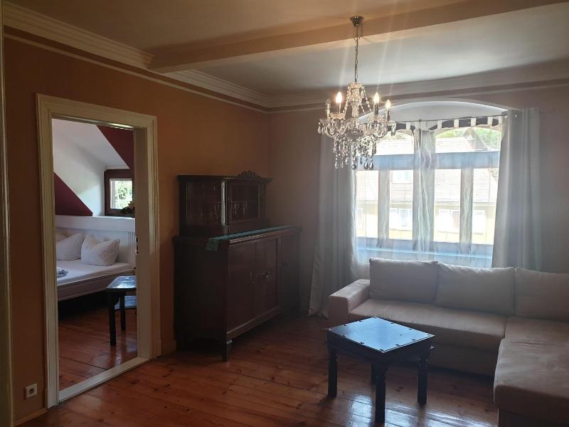 Apartment image 3