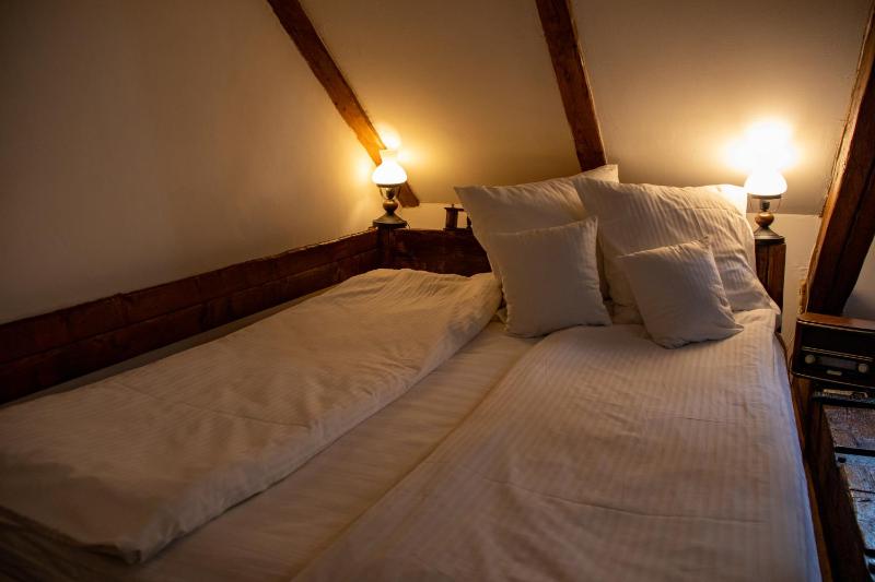 Double Room - Attic image 2