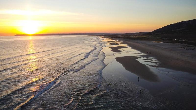 Double or Twin Room with City View image 1