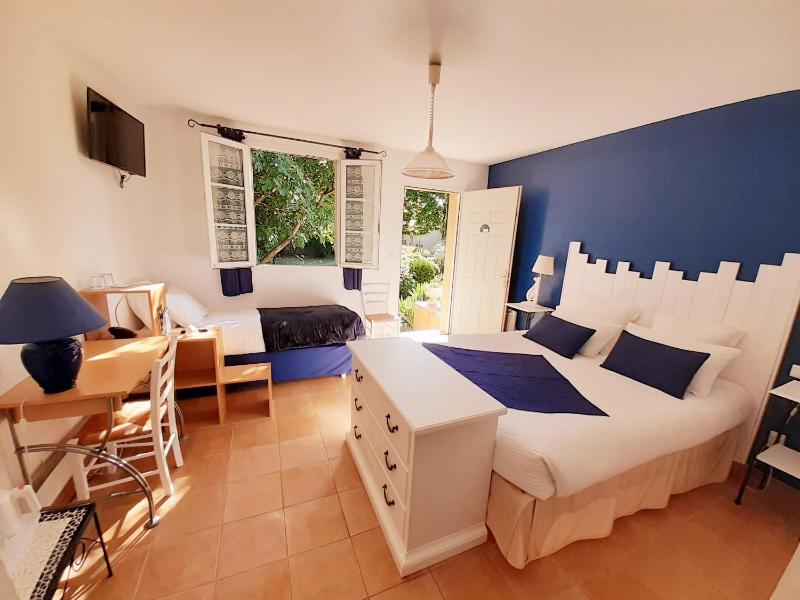 Triple Room image 1