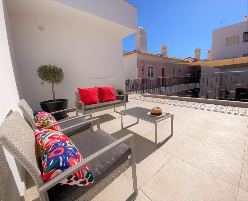 Cardeal Suites & Apartments - image 16