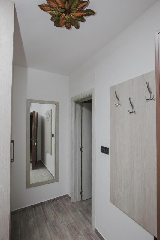 Apartment with Terrace image 4