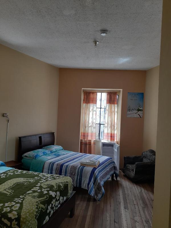 Hostal Mediodia - image 10
