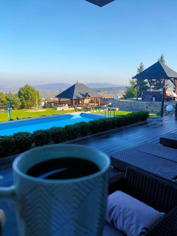 Apartment - Split Level with Access to Jacuzzi image 2