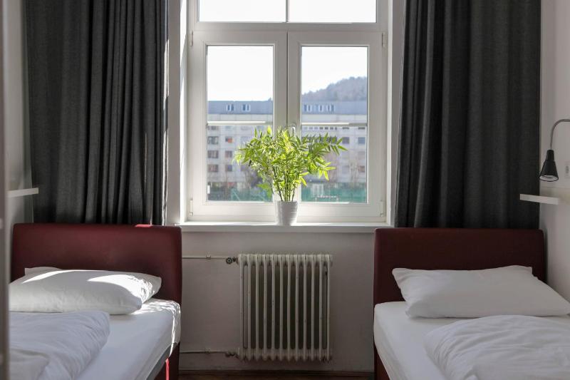 Twin Room with Shared Bathroom image 1