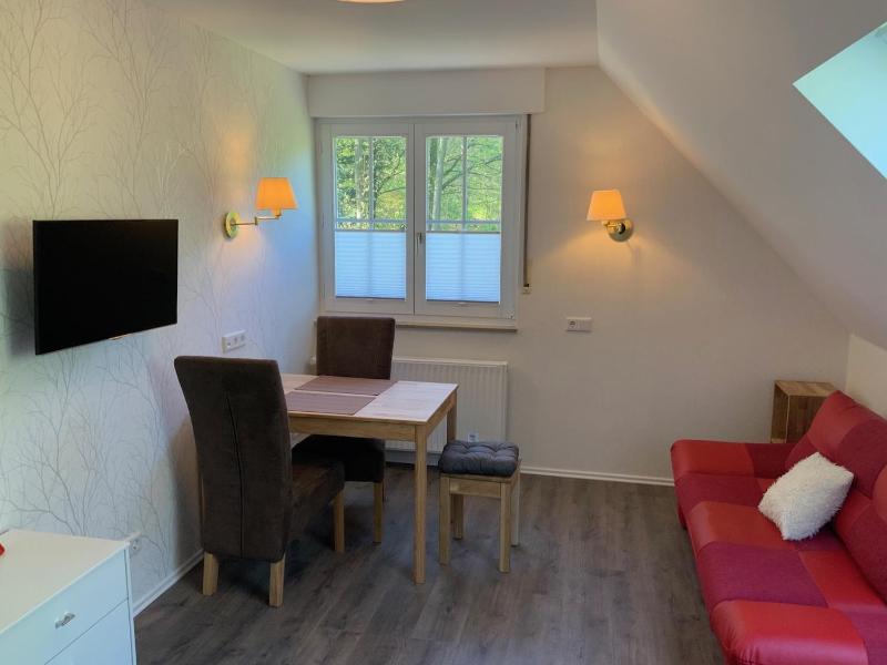 One-Bedroom Apartment image 1