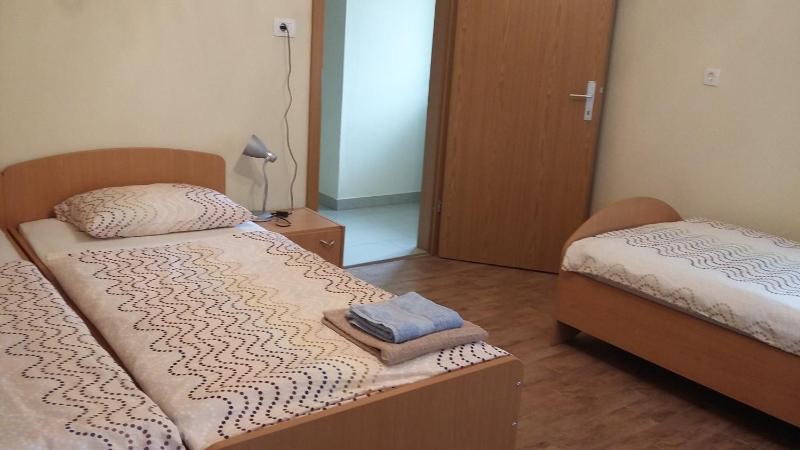 One-Bedroom Apartment image 2