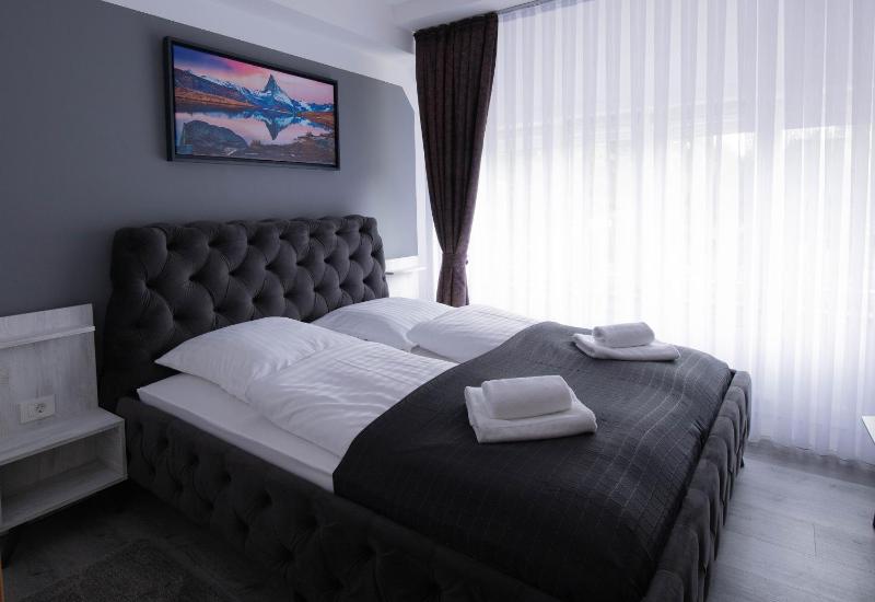 Standard Double Room image 3