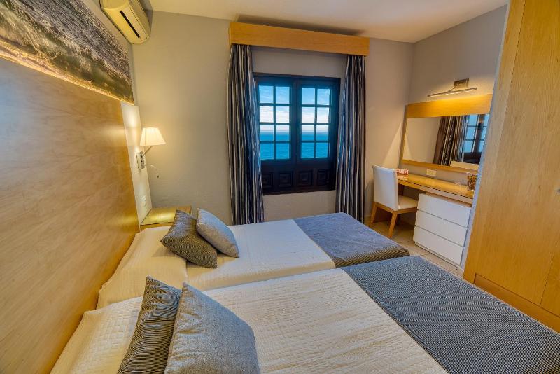 One-Bedroom Apartment (4 Adults) image 3