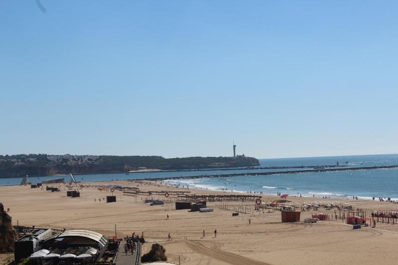 T2 Praia da Rocha/ Beach - image 11