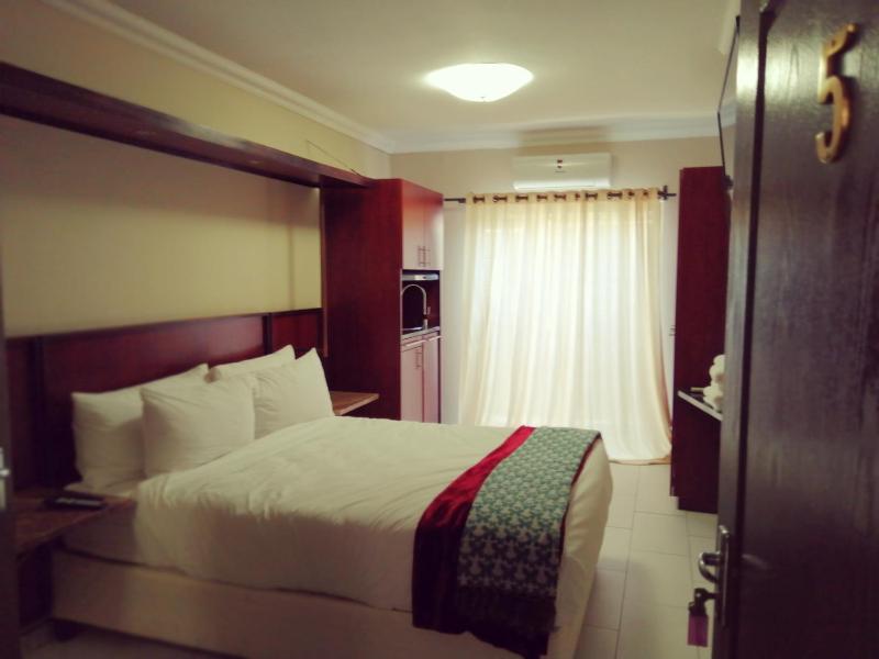 Fig Tree Guesthouse - image 9