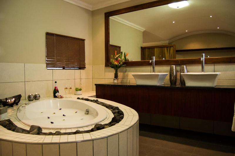 Fig Tree Guesthouse - image 12