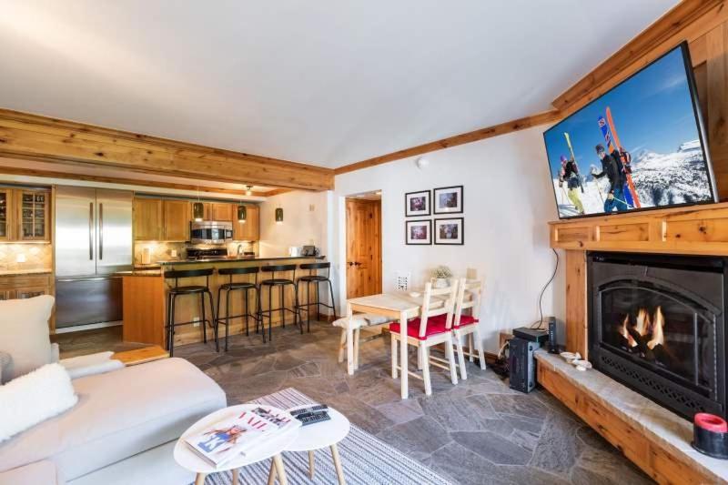 Two-Bedroom Apartment image 3