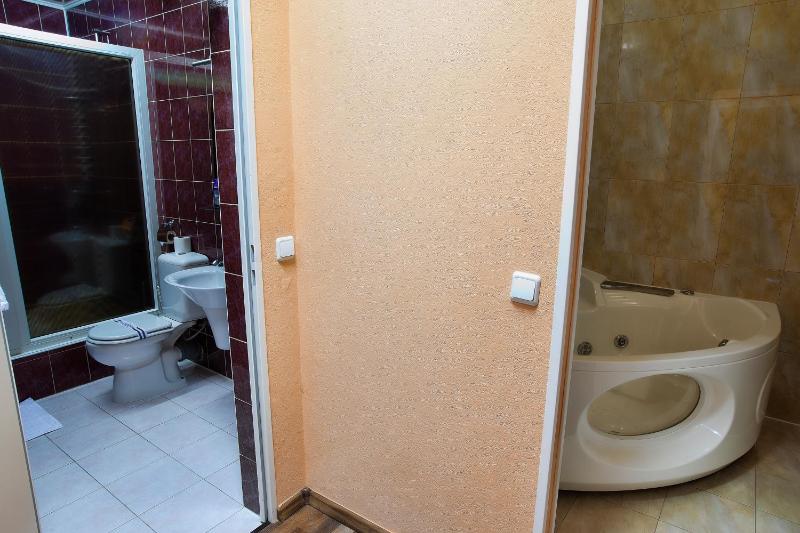 Comfort Suite image 2