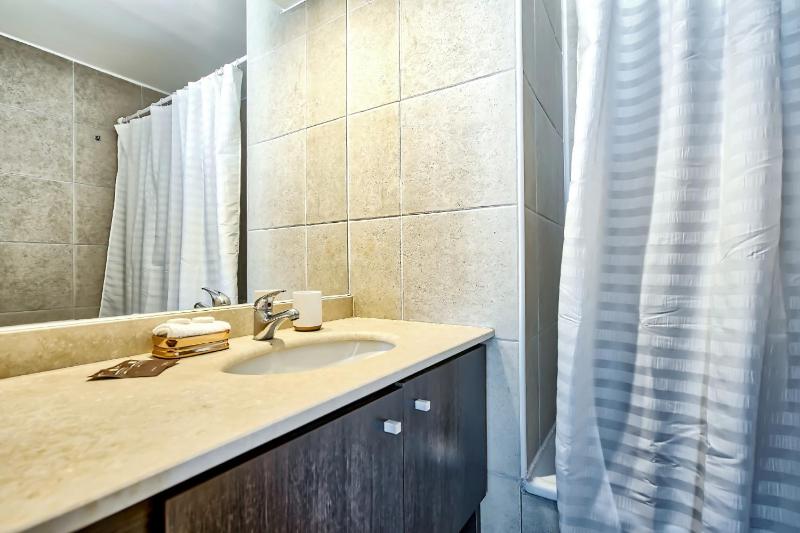 La Gloria Home - 1BR Mountain View Pool Gym Mall - image 11