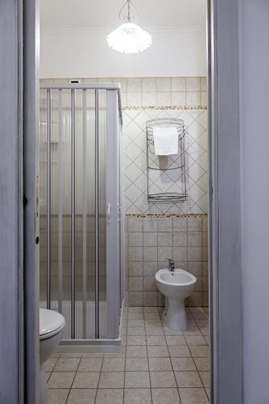 Superior Family Room image 2