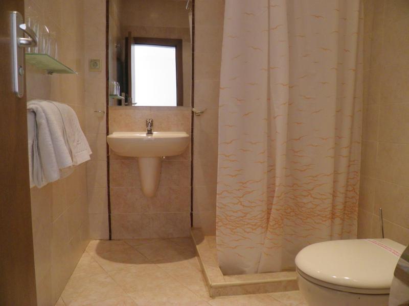Two-Bedroom Suite image 4