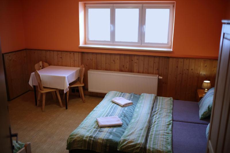 Quadruple Room with Private Bathroom image 2