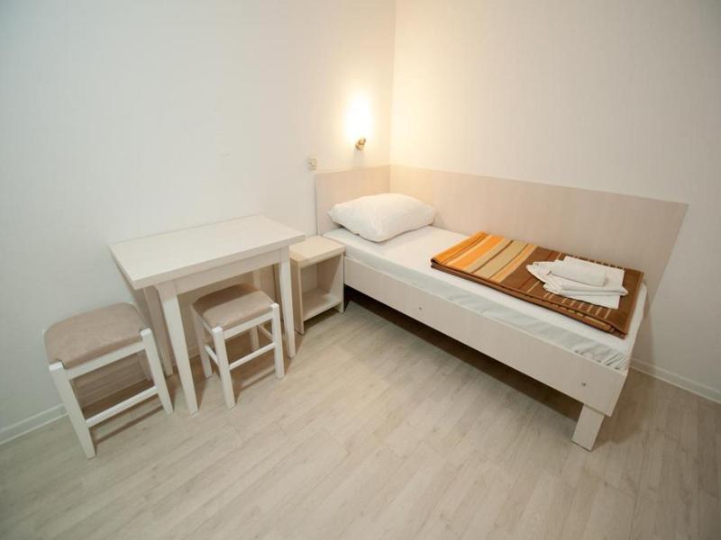 Triple Room image 3