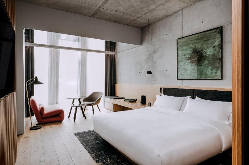 Nobu Hotel Warsaw - image 13