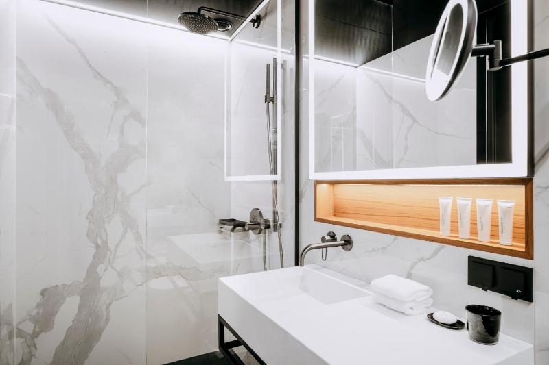 Nobu Hotel Warsaw - image 15