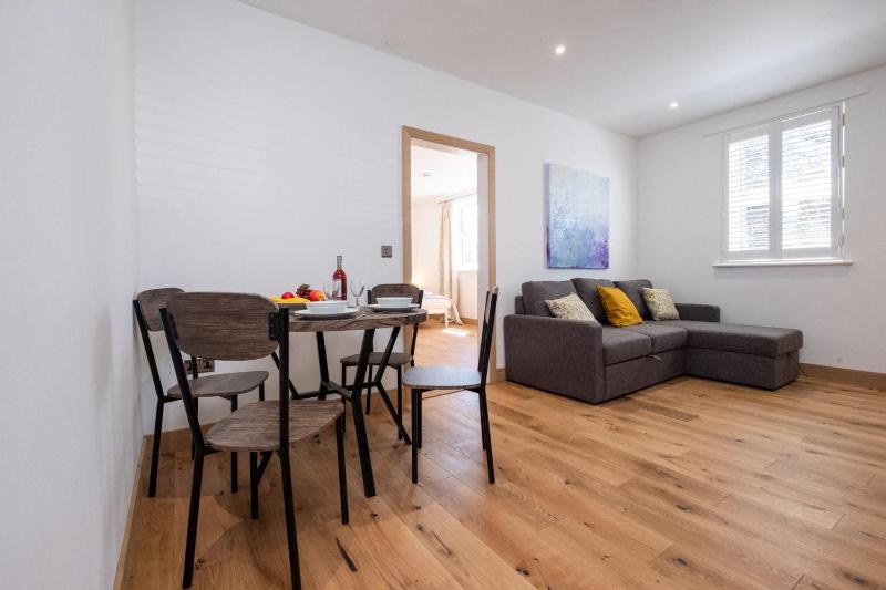Three Tuns Apartments - Hazel - Aldeburgh Coastal Cottages - image 17