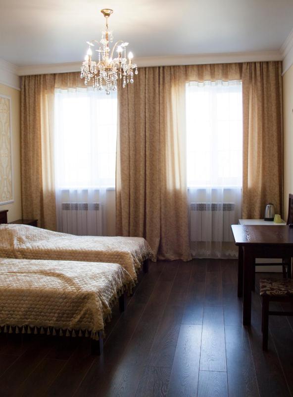 Superior Twin Room image 1
