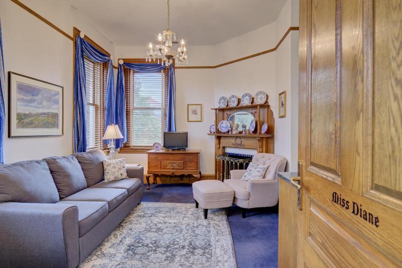 One-Bedroom Suite image 2