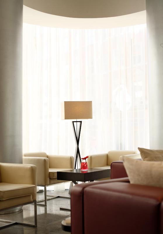 Park Plaza Leeds - image 14