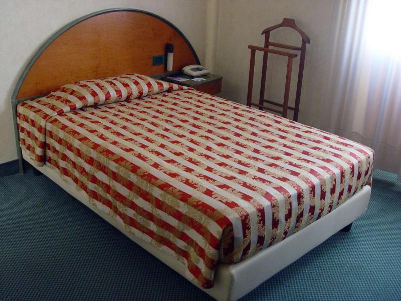 Economy Single Room image 1