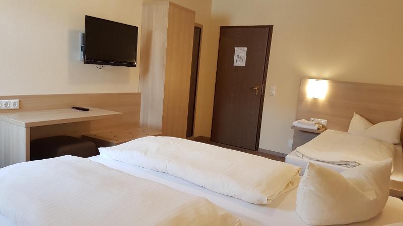 Triple Room image 2