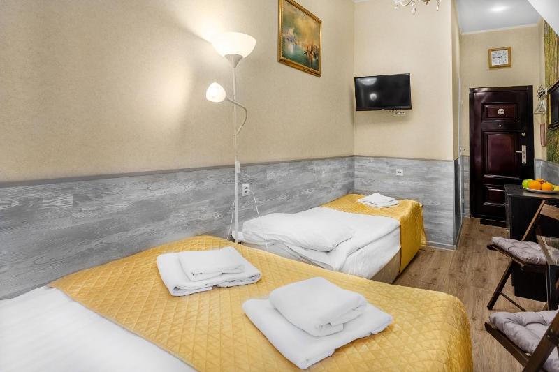 Family Room with Bathroom image 2